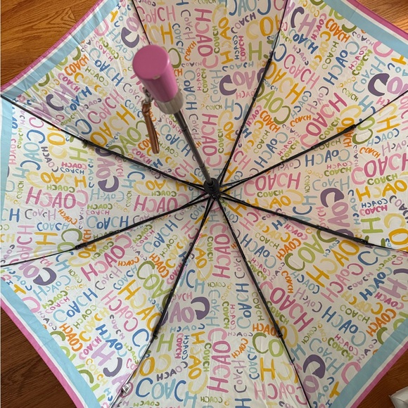 Coach Umbrella - Picture 6 of 7